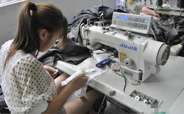 全面五天八小时双休根本不可能？有人想多赚就永远做不到？首先想问，中国到底什么