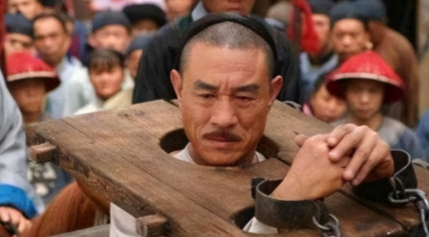1726年，得知自己将要被问斩的年羹尧，直接把自己怀孕的小妾送给一个没身份的秀才
