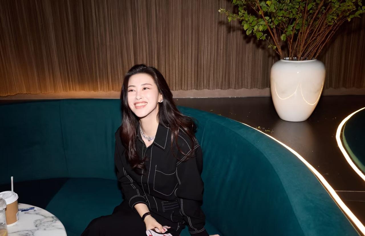 《蜜语纪》好不好看，我不评价，但是我知道如果不是因为朱珠，根本不可能