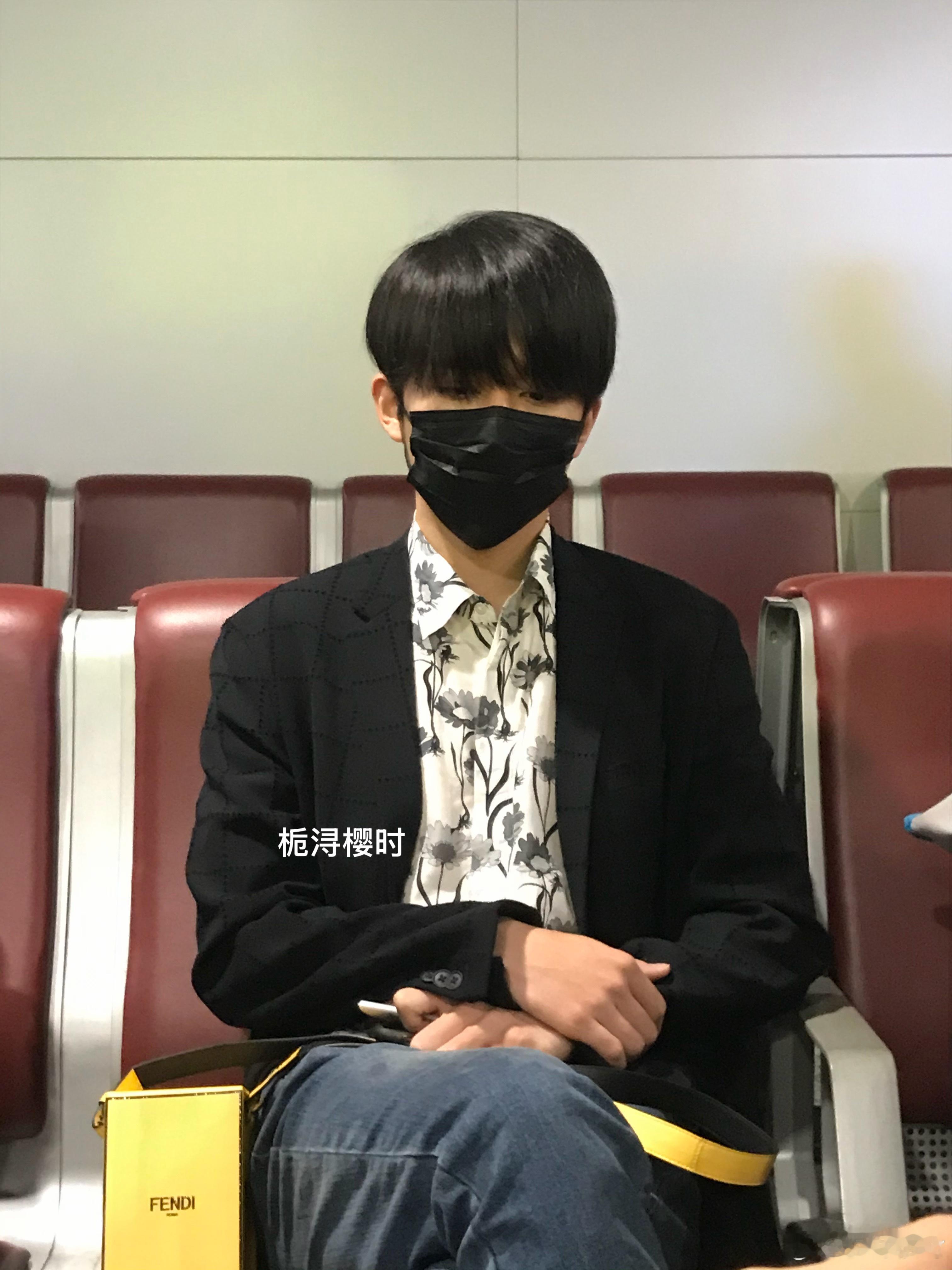 早期的张新成也好乖啊好像当时韩团欧巴的感觉​​​