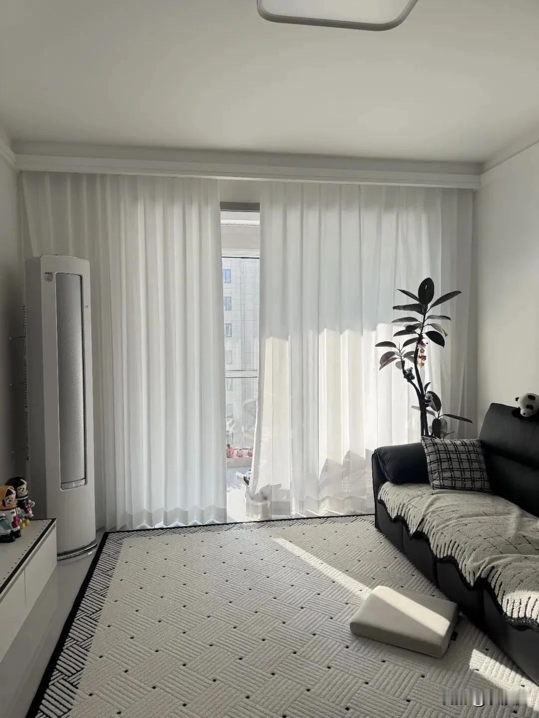 救命！谁装修没遇到过不靠谱的师傅？看完这几个装修翻车名场面，我笑到捶墙，又心疼到