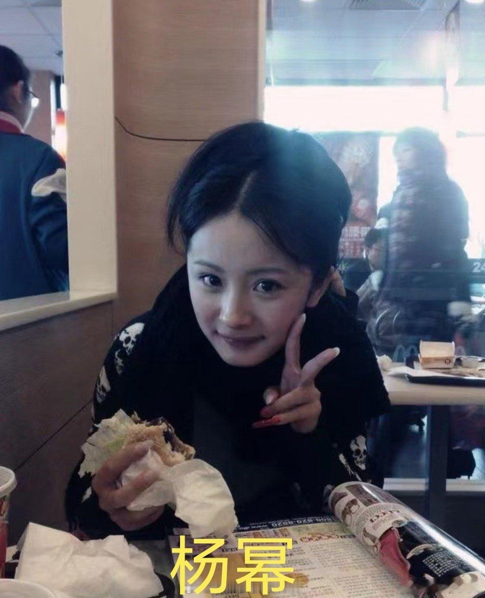 内娱无滤镜的美女时代，谁才是真的颜霸？刘亦菲angelababy杨幂朱珠