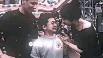 不要诱导孩子，那么小的年龄，哪懂得大人的套路