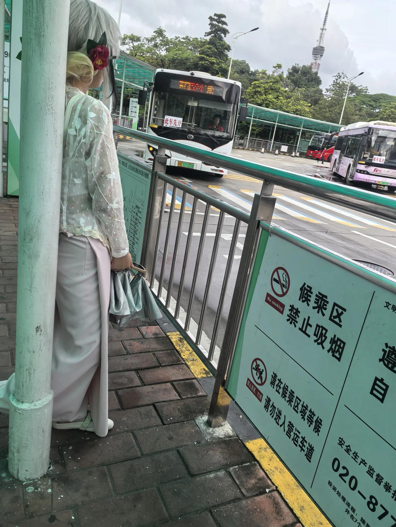谁知道这是阿姨还是姑娘呢？