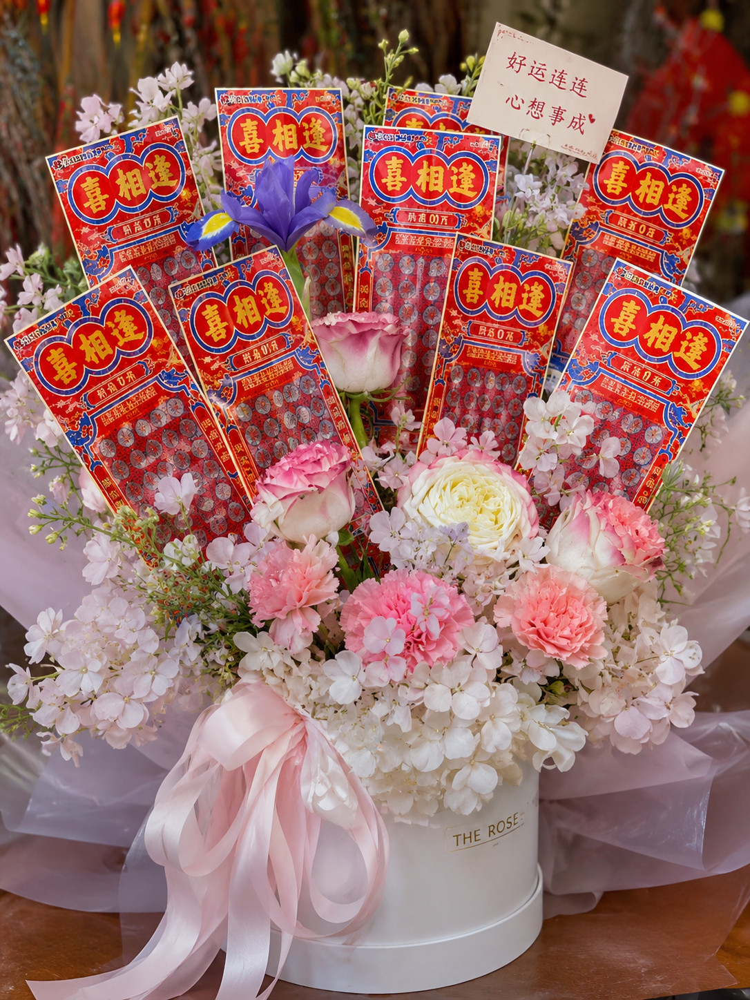 花店520定制500元彩票花束520浪漫新花样也太会了！颜值心意双双拉满✨鲜花簇