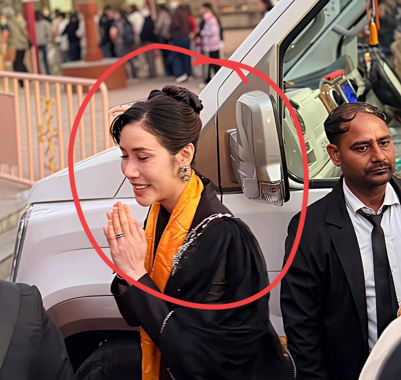 保养得再好，诗妮娜也老了！身为泰王的贵妃，诗妮娜那是没有消停！后宫斗，她输了