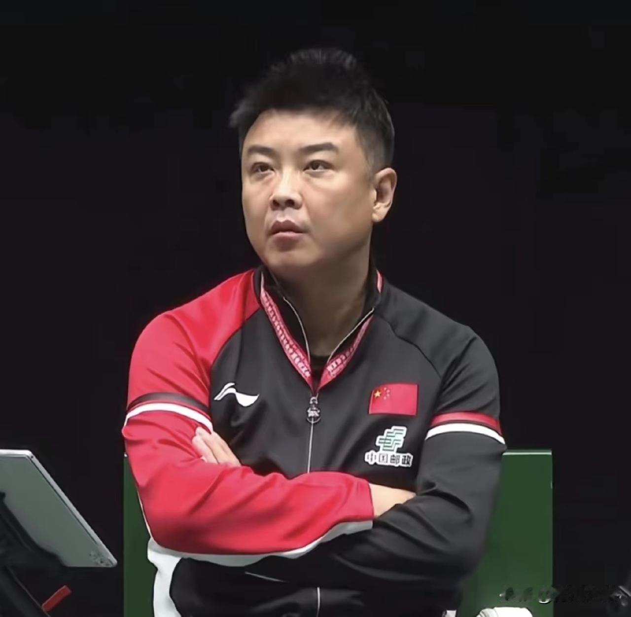 笑死了！这次成都混团，没想到王皓成为热点！纷纷留言说:王皓年轻了，是不是做