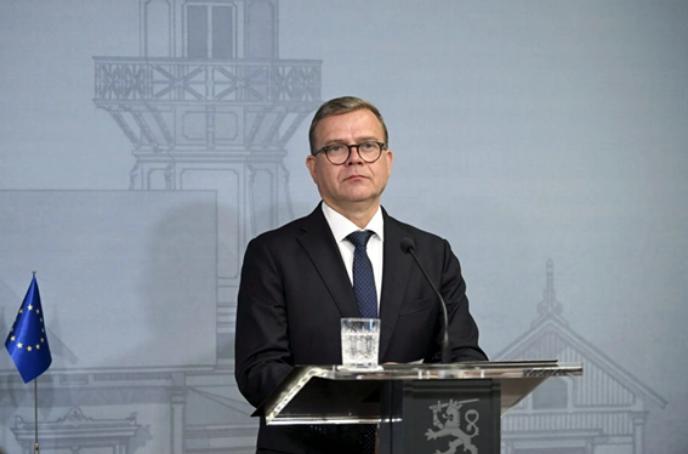 当地时间12月17日，芬兰总理就部分政客跟风“眯眯眼”事件，正式向中日韩道歉“种