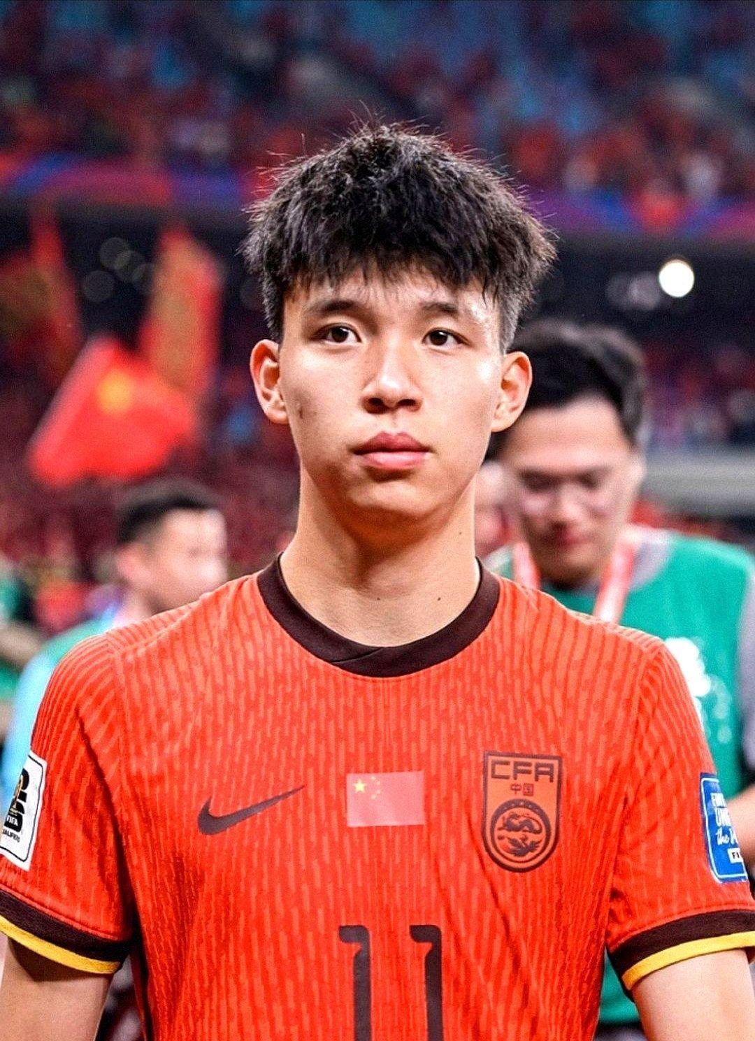 U23亚洲杯，两场比赛，零进球，当终场哨声响起，记分牌上的数字像根刺扎在球迷眼里