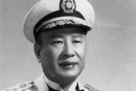 1949年，“小诸葛”白崇禧向蒋介石献策：反正打不过解放军，不如集中兵力，南下干