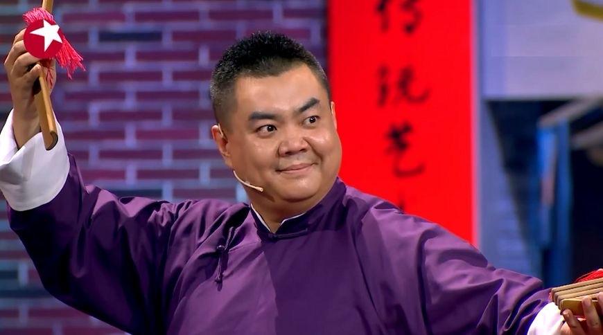 【高兴社售票员直播间哭诉，张伯鑫不作回应，你怎么看？】9月10日，高兴社售票员