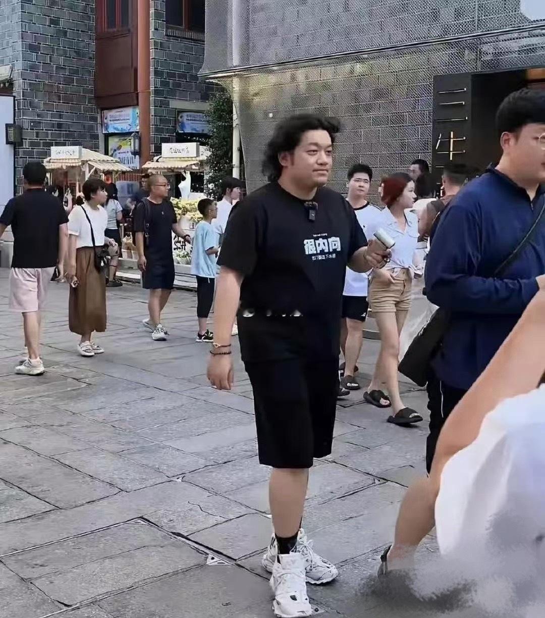 这是夏雨？怪不得没人找他拍戏了！