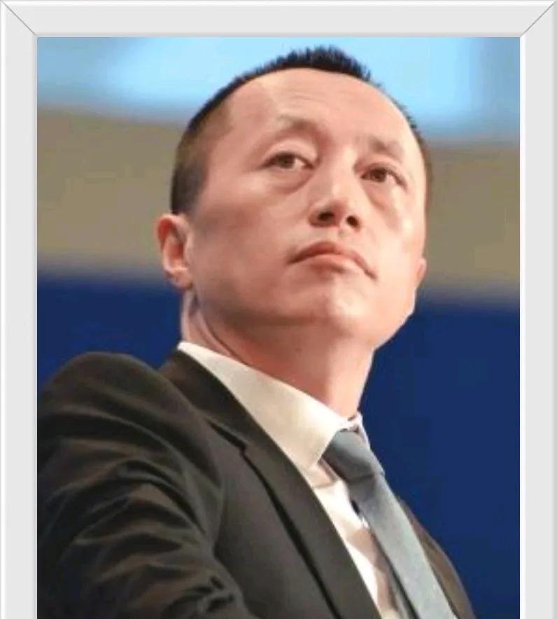 现在的万科，已经不是原来意义上的万科，代表着深圳地方国企的形象，不管救活万科前面