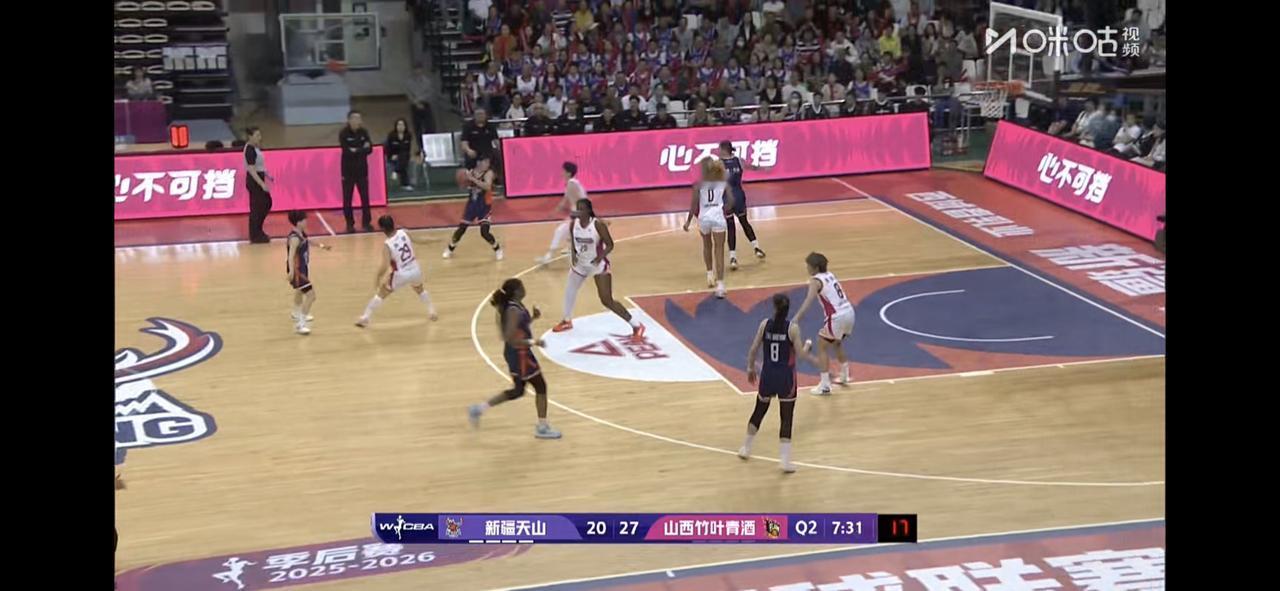 新疆女篮是真的打不过，0:2脆败给山西女篮这一场比赛我就看了第二节前面几分钟