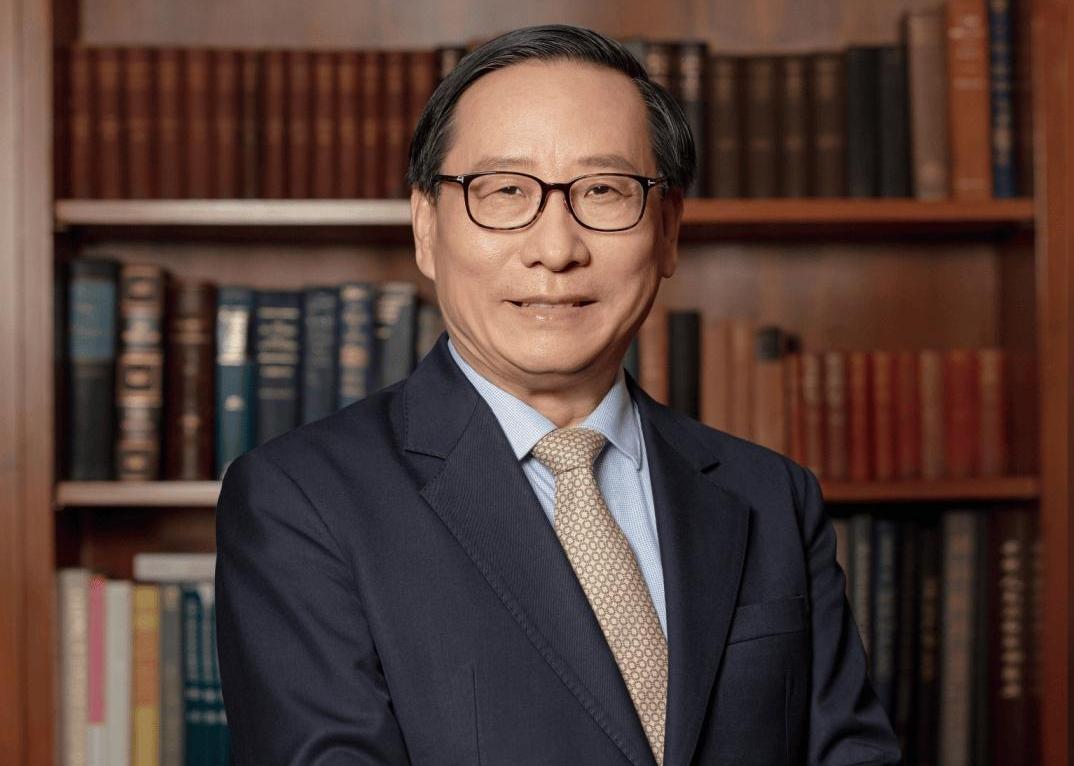 一份泛黄的民国旧档案近期再度引发热议。这份共计28页的日伪汉奸通缉名册，2014