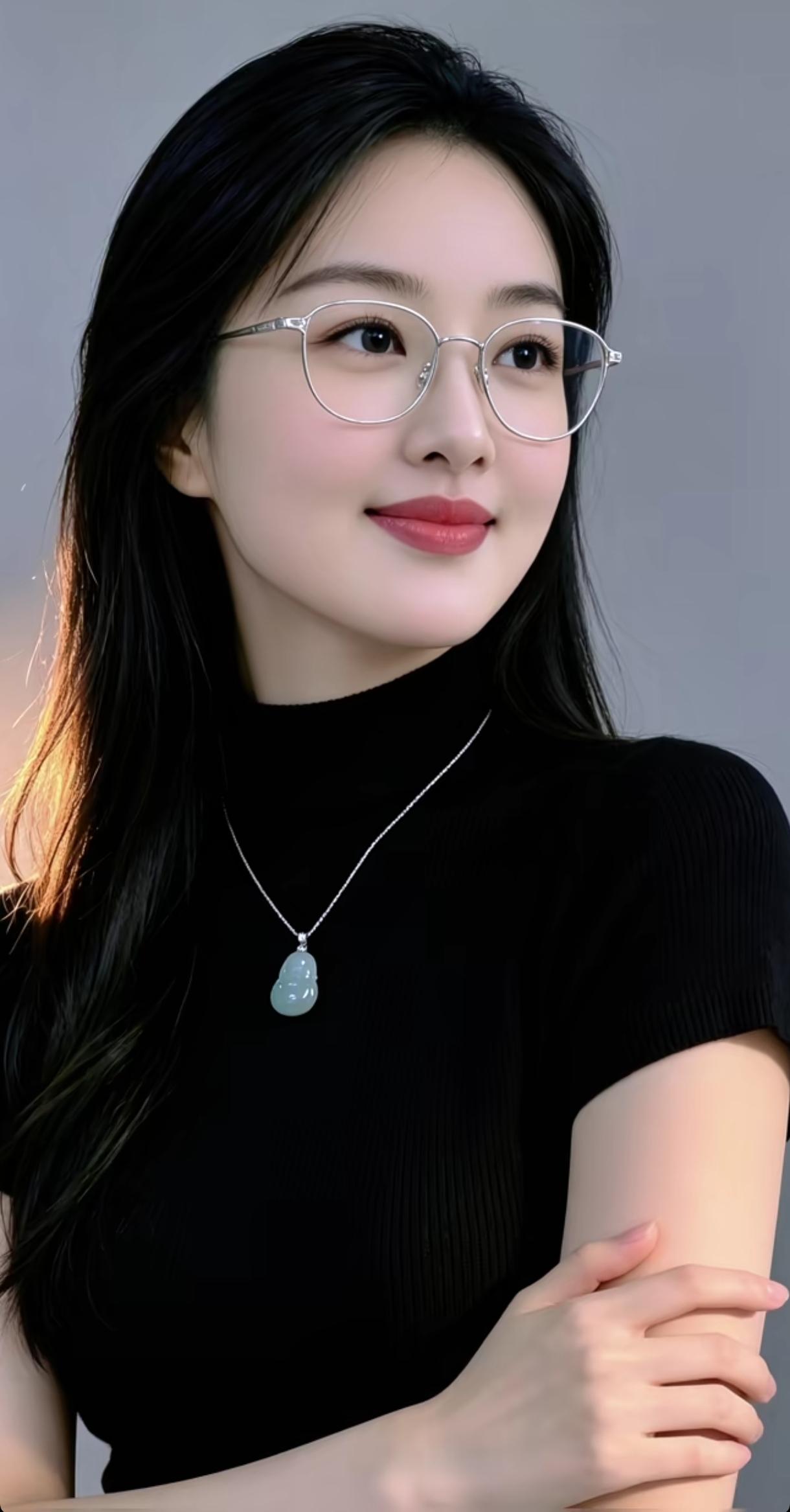 温柔甜美的眼镜女孩，黑发红唇，清新自然。分享美丽动人的照片洋气眼镜美女知性眼