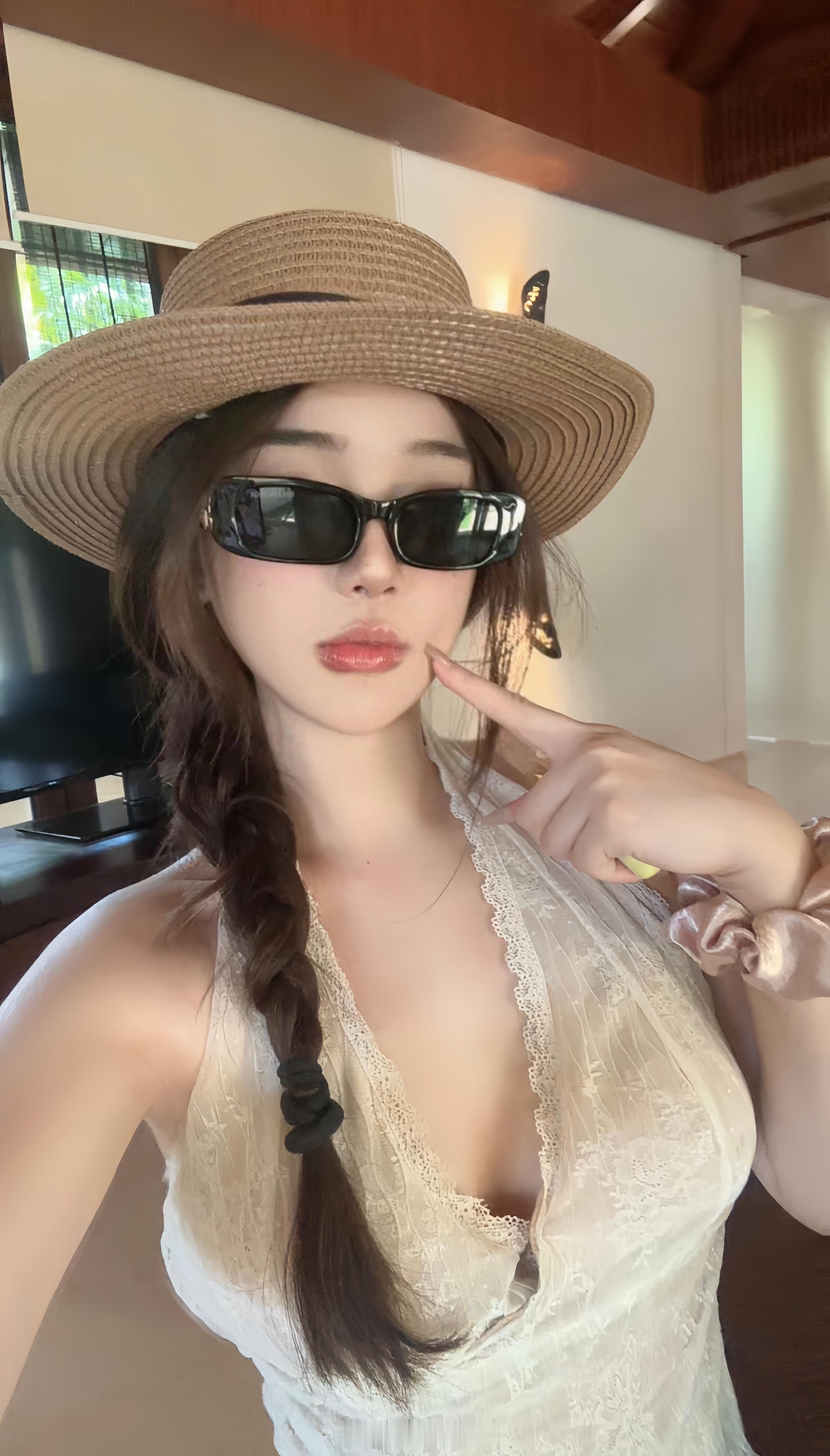 chasethemoment🪺🌼👒​​​