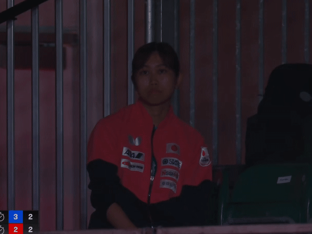 观战名场面！佐藤瞳看台紧盯蒯曼VS张本美和半决赛2026WTT美国大满贯女
