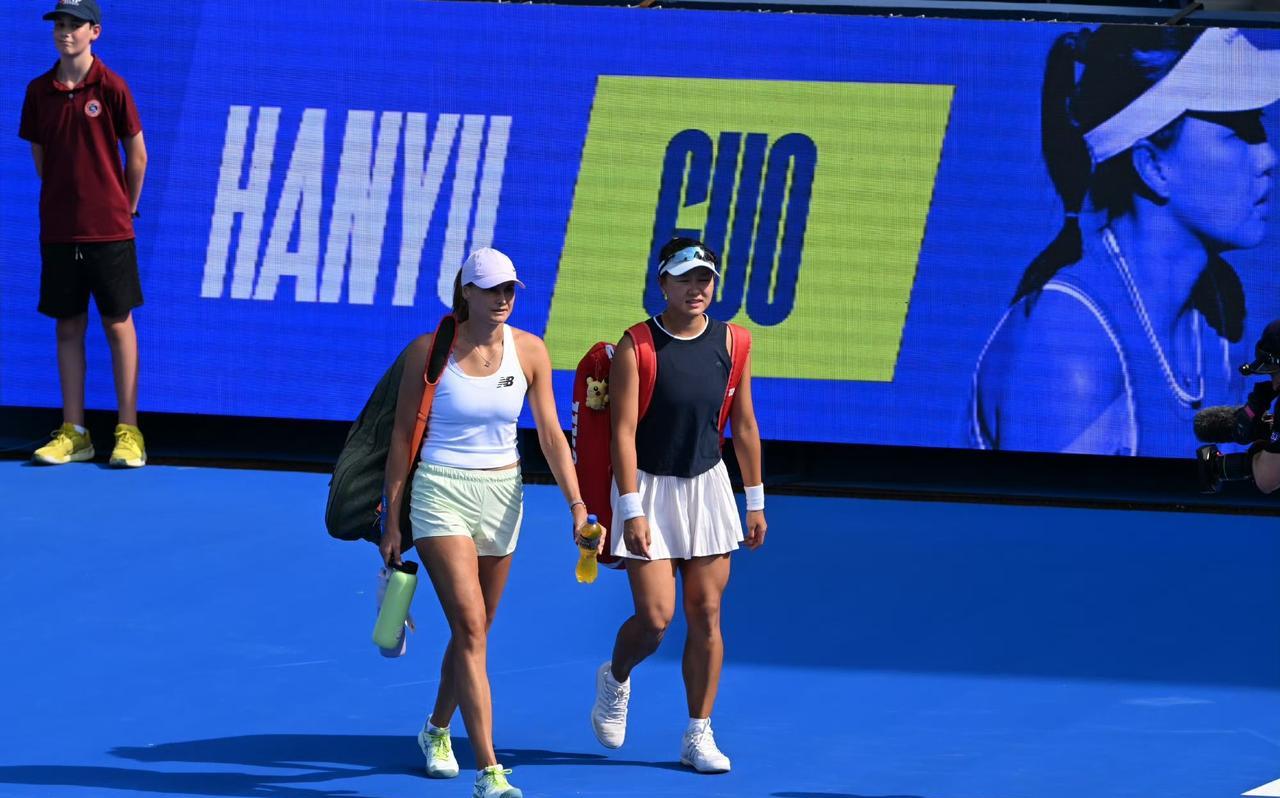 WTA500蒙特雷站双打决赛，4号种子布克沙/梅里查尔6-2/6-0横扫3号种