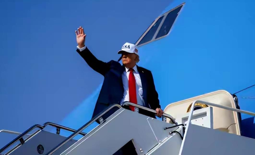 中美稀土博弈新态势：特朗普刚宣称“胜利”，就被我方政策“将了一军”！近期中美釜