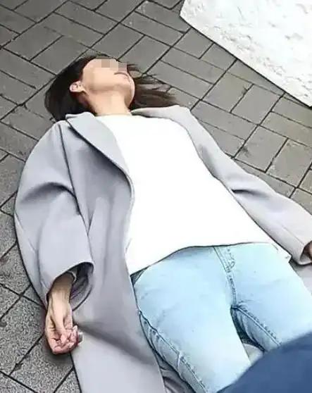 “冤不冤？”7月18日报道，浙江温州，一男子租了家铺面，他第一次被电击时，房东没