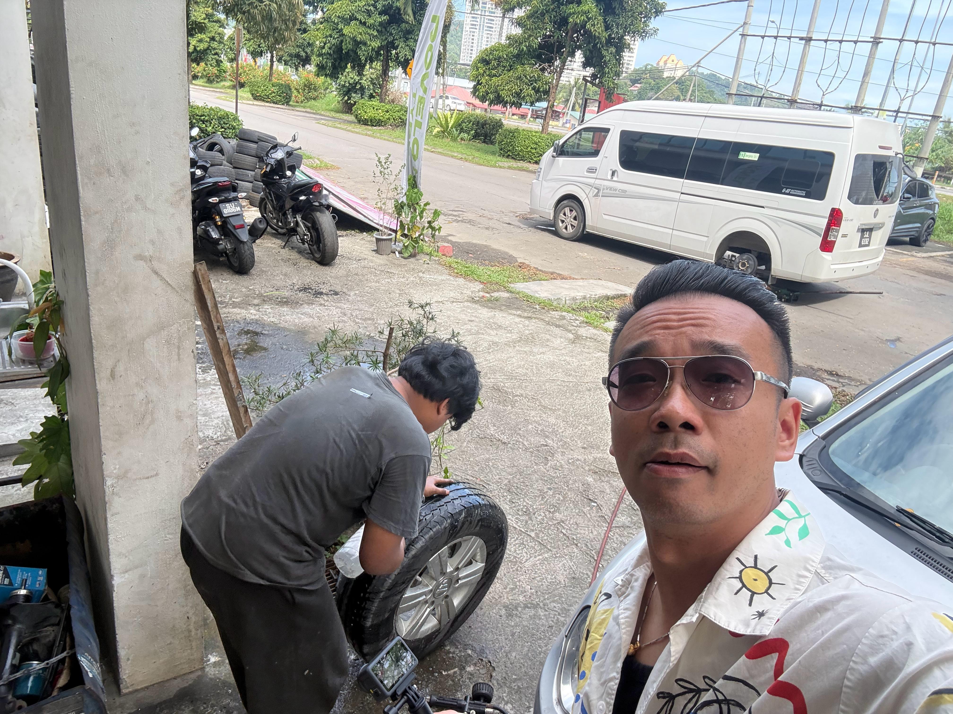 今天是不是接财神