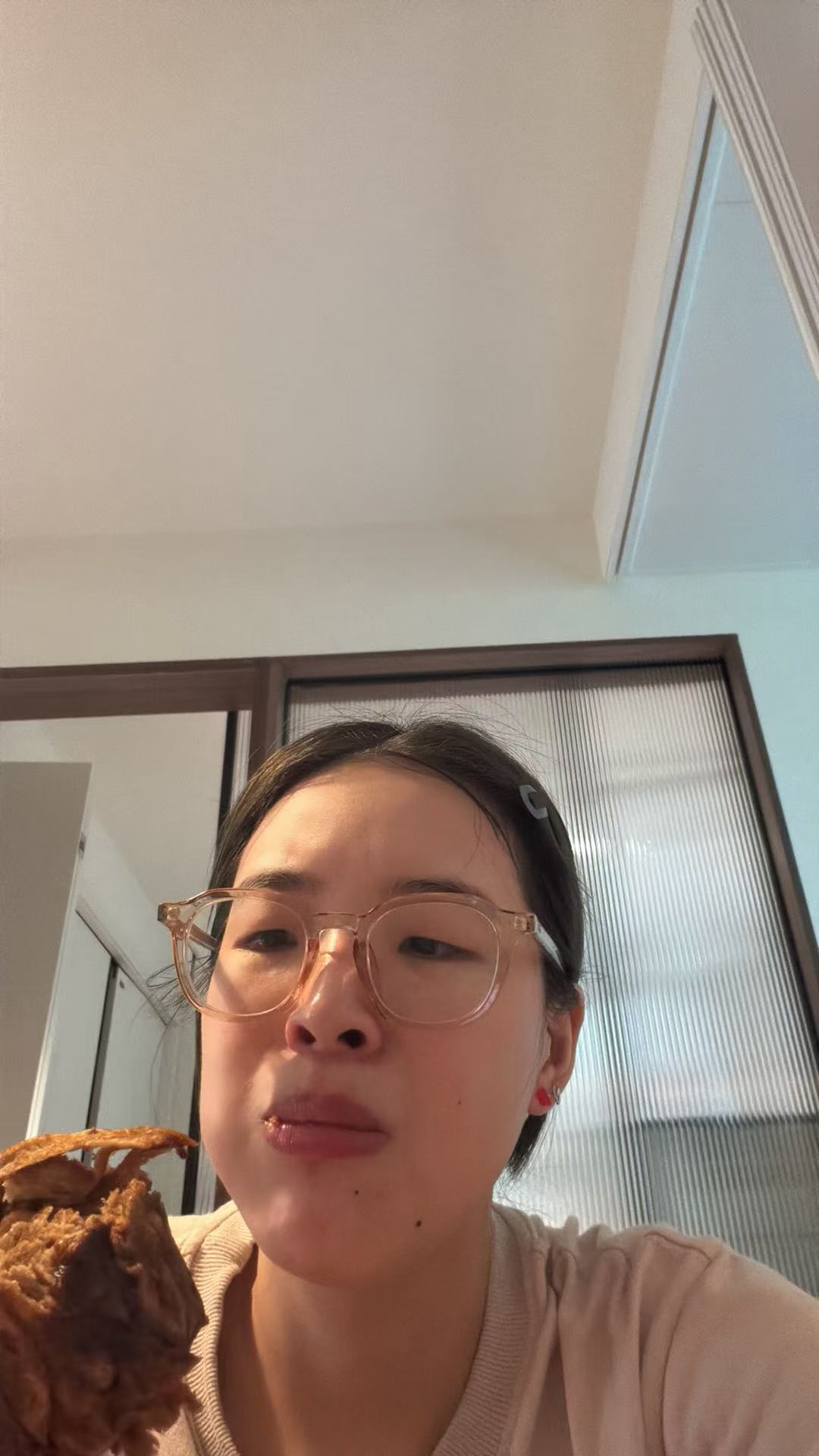 笑笑给我买了好多馒头实时测评交作业南方人第一次吃这么扎实的馒头