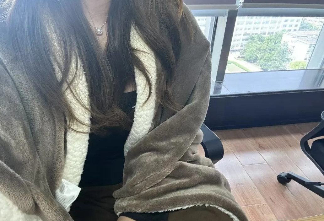 闺蜜今天和她老公吵架了，吵的很严重，都要闹离婚了。闺蜜今年32岁，她老公今年42