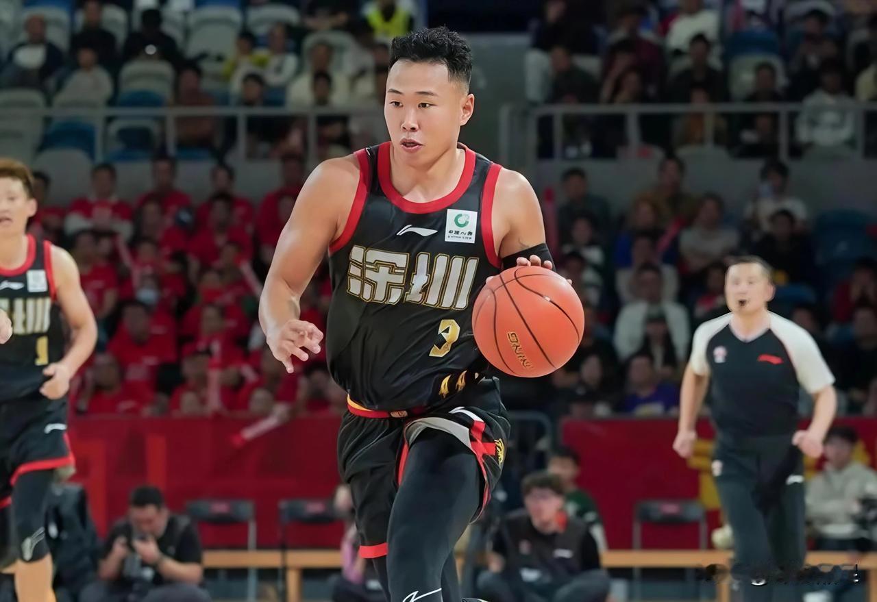 深圳男篮今晚以96-87战胜全华班的四川队，三点意外！1.有点意外，换帅后的深