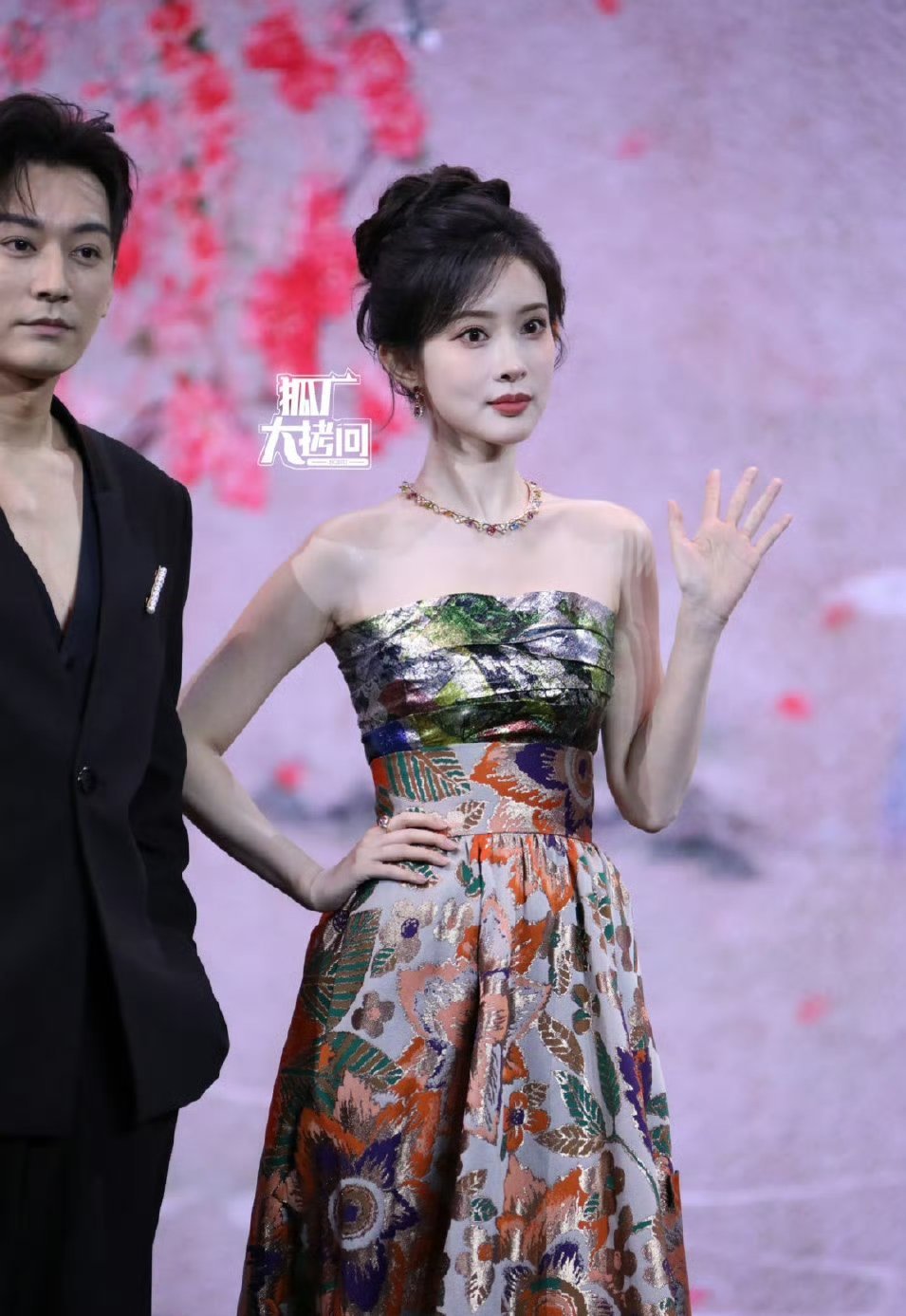 腾讯招商大会女明星生图：孟子义、田曦薇、李一桐、宋祖儿、谭松韵、孙千​​​
