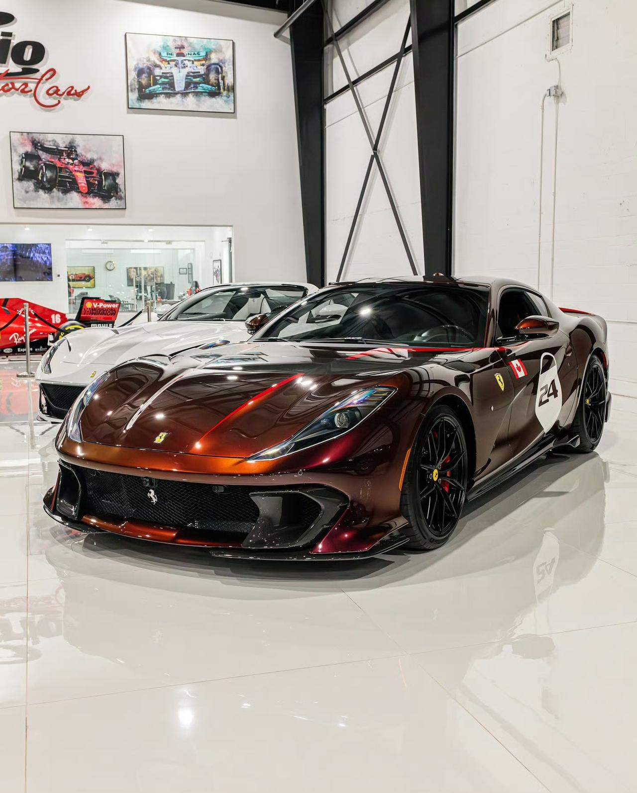 法拉利812Competizione，采用罗索·陶尔米纳（RossoTao