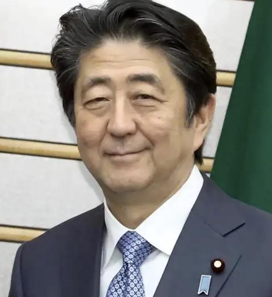 日本为何频繁更换首相和内阁，但国家却从来不乱？因为说白了，首相就是个摆在台面上的