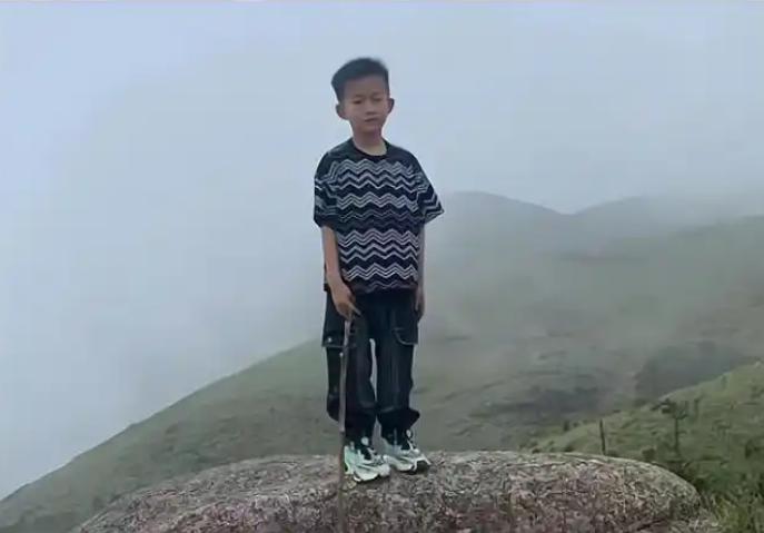 福建男童失联第9天！救援指挥部发声辟谣，妈妈已崩溃，这几天有什么新进展么? 
