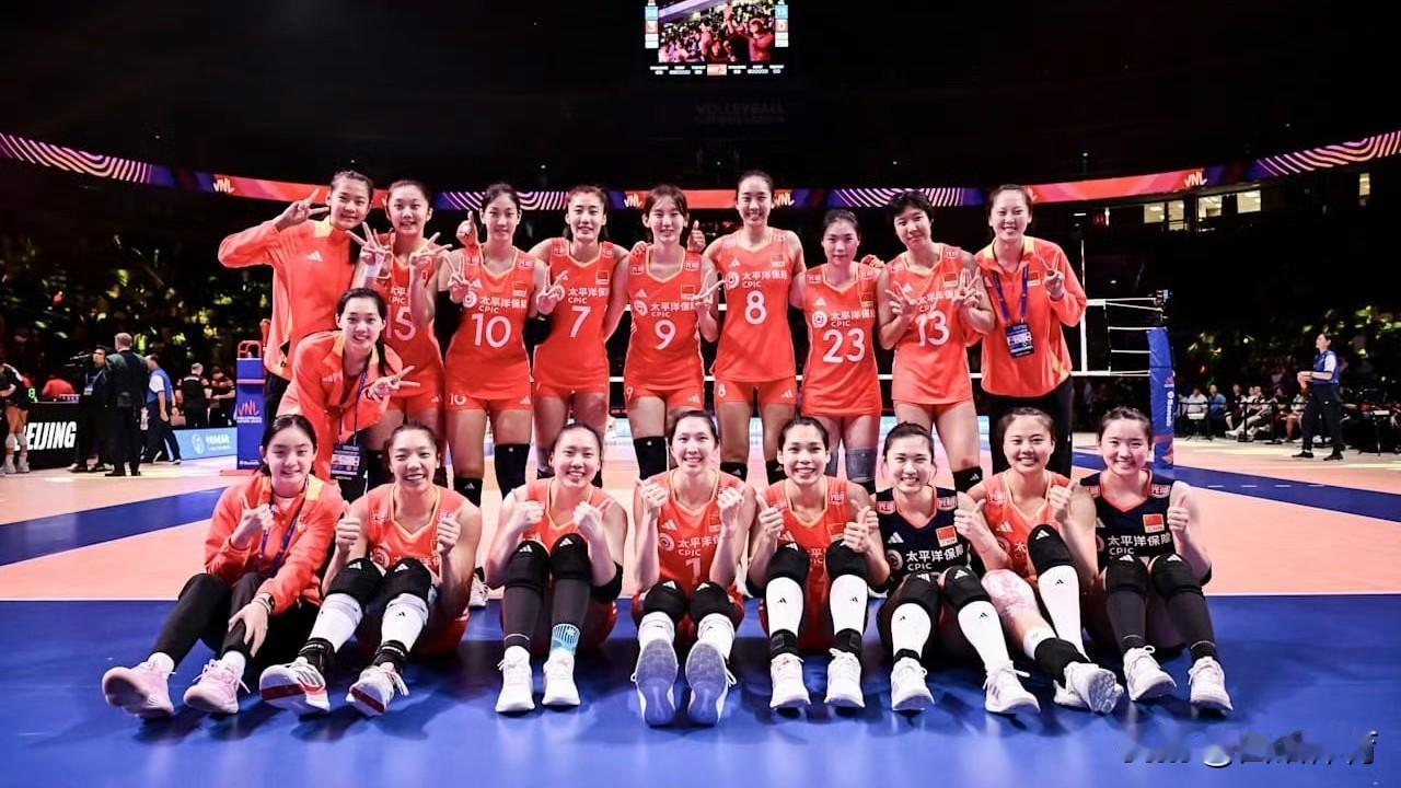 天津球员无人入选中国女排并不完全是坏事。近期公布的新一期中国女排集训大名单中，