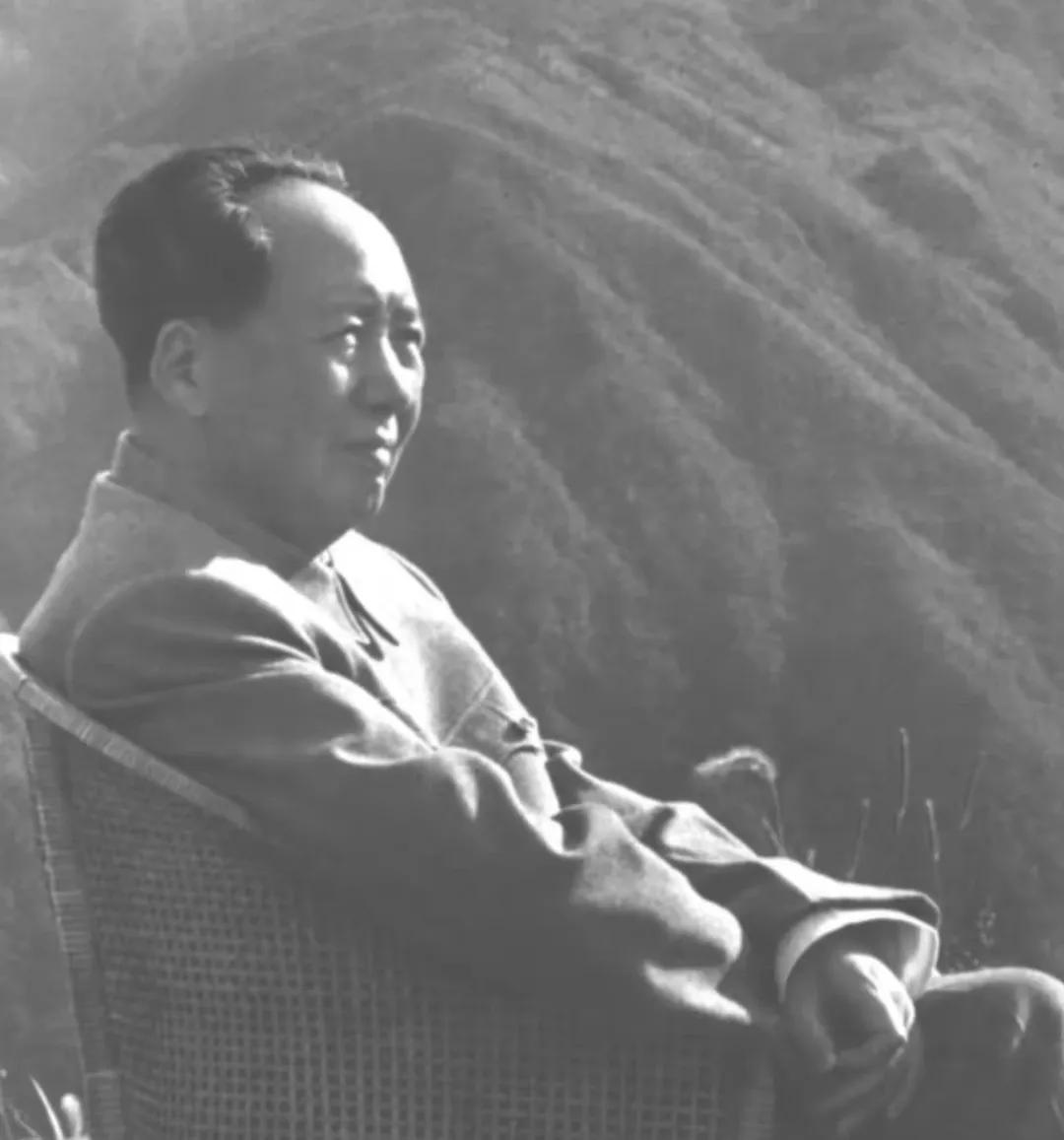 个人能改变历史吗？你别说，有时还真的行。就拿抗美援朝来说，那真是新中国的立国