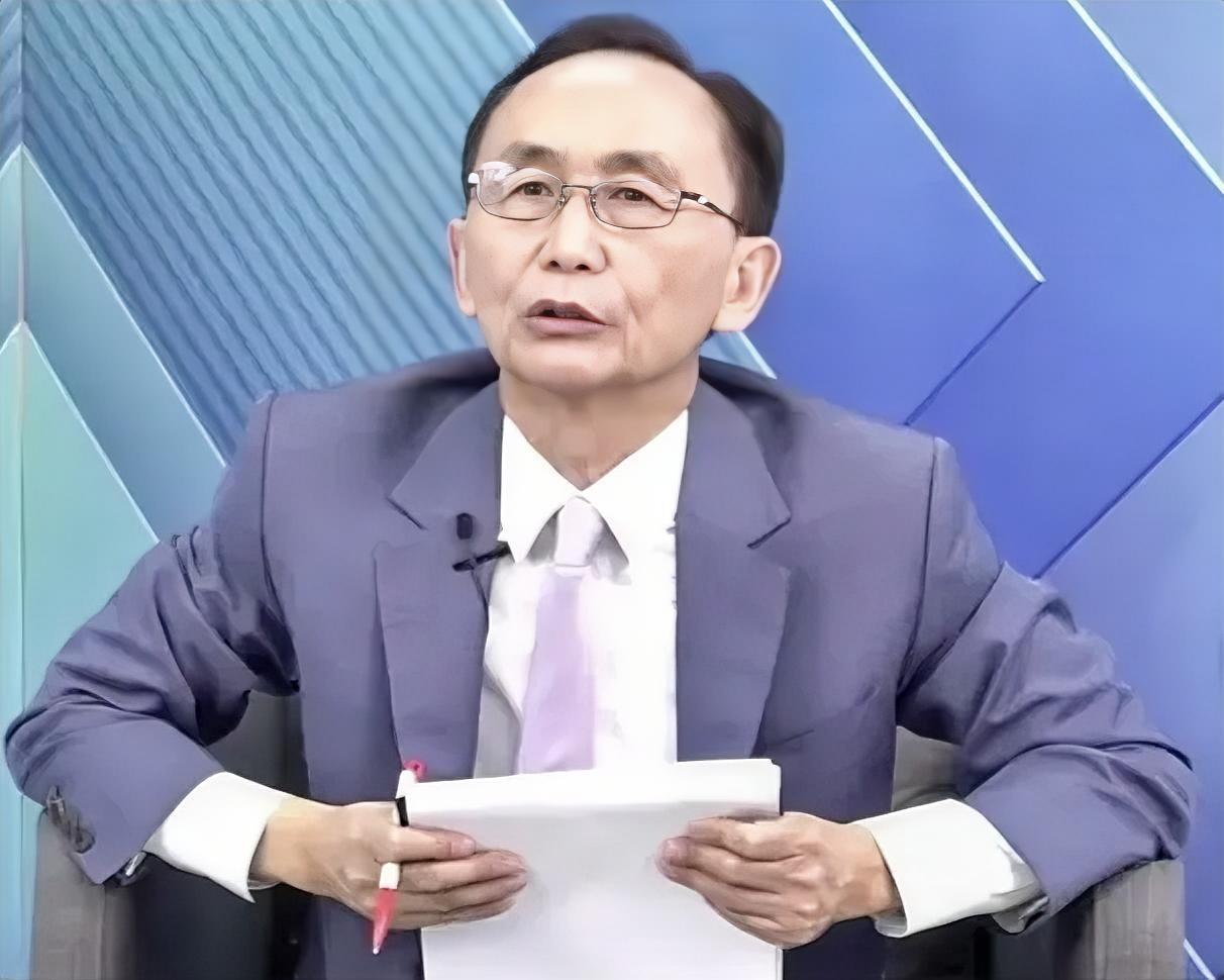 台湾名嘴吴子嘉7月22日晚在节目中爆料：台中市国民党部不动员上凯道是因为没钱，租