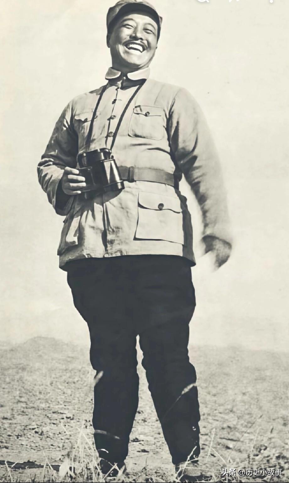 1947年7月21日，小河会议召开期间，毛主席特意找到贺龙，语气恳切地说：