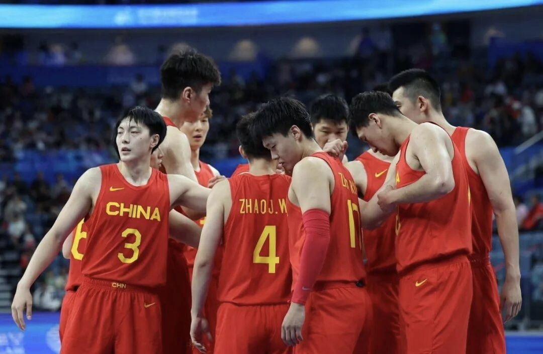 中国男篮“新五虎”浮出水面：这五人，才是当下最硬答案！我认为，所谓中国男篮“新五虎”真正有价值的地方