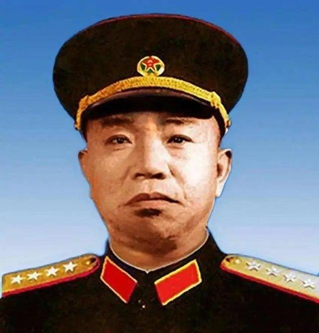 1968年，大将王树声在食堂排队打饭，一个年轻干部一下打了5份饭菜。王树声上前询