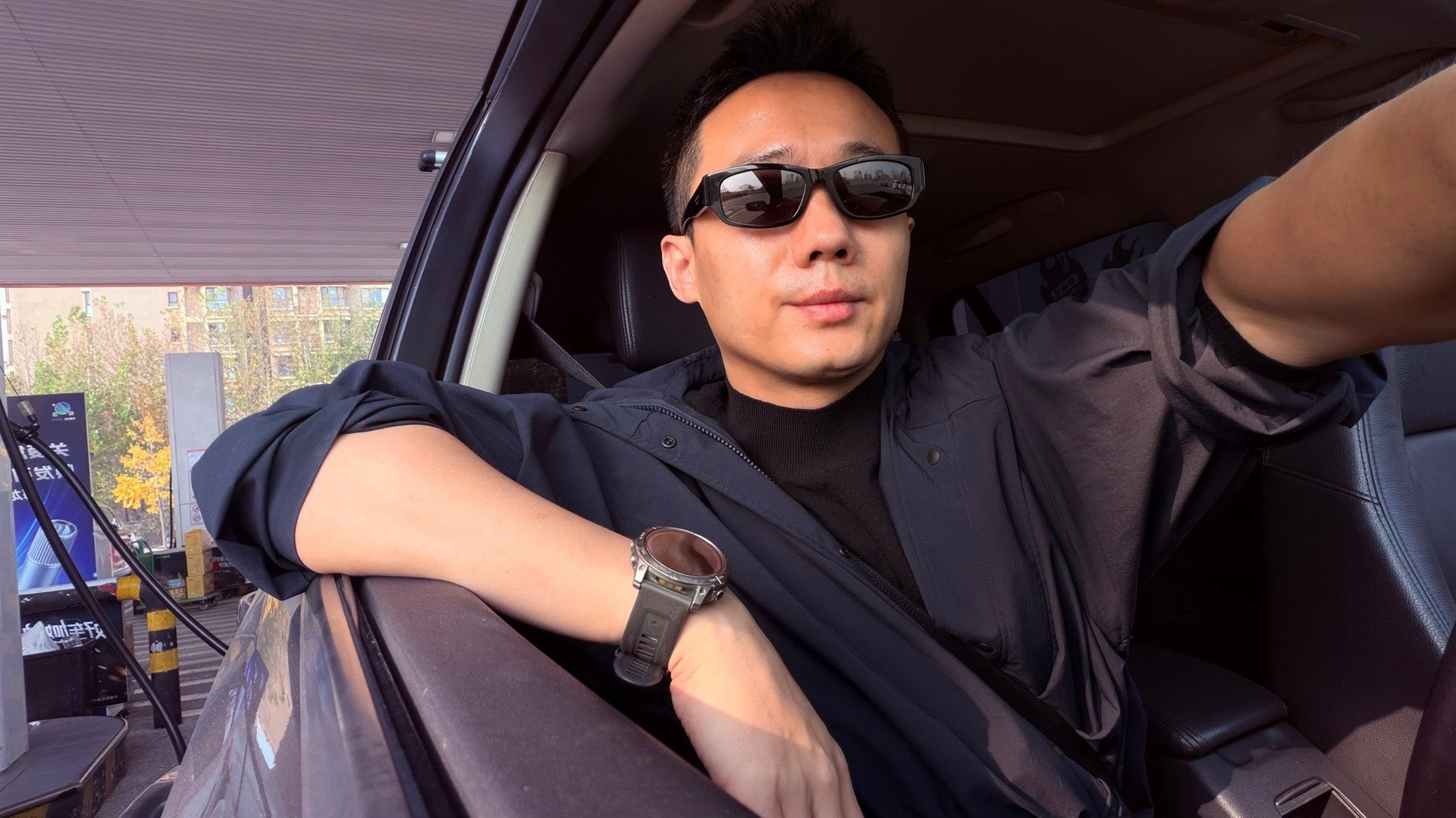 状态不错！去保定吃驴肉火烧！