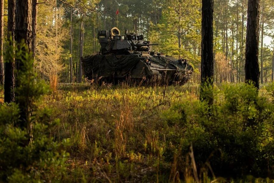 美国陆军砸5亿多，买19辆原型车，布拉德利替换赛还要继续2026年9月18日，据