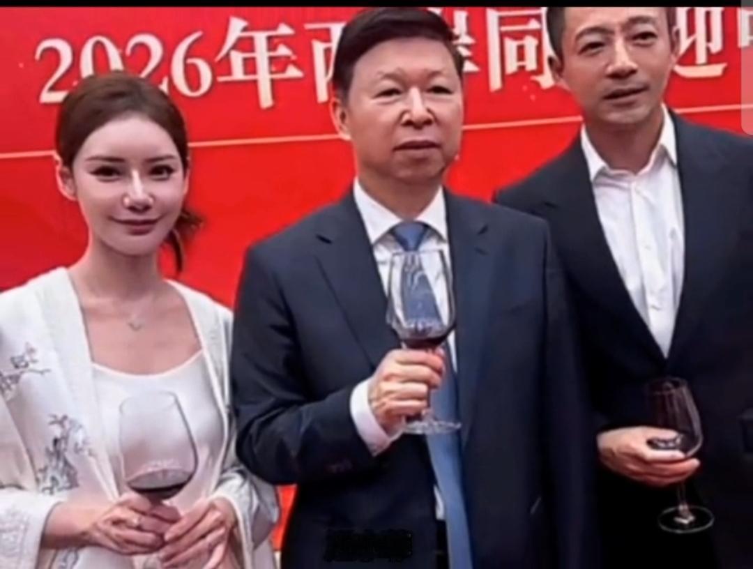 汪小菲在“京城四少”里不算最富有的，但名气应该算是最大的！汪小菲马筱梅夫妻俩人