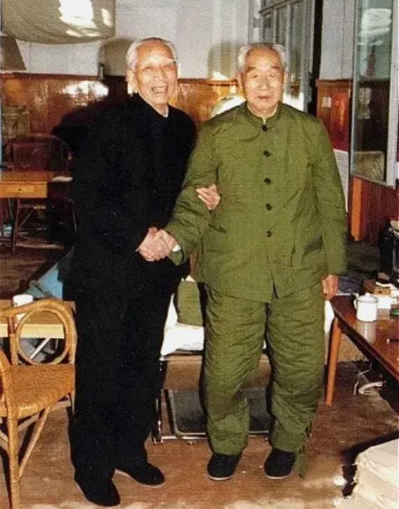 二打运城没能得手之后，徐向前计划发起第三次攻城。当时王震率领西北二纵正在晋南休整
