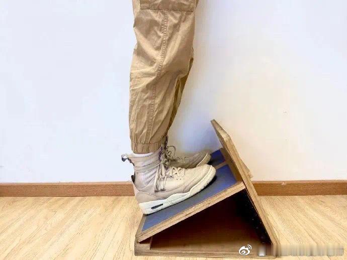 足弓之前讲足弓塌陷/扁平足比较多，今天来单独讲讲高足弓，它会出现什么问题，以及
