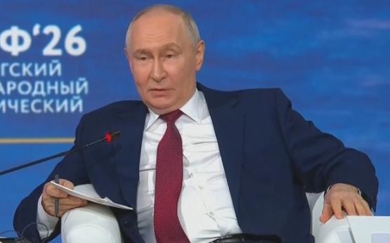 世界上谁能劝得动老普收手停战？答案明摆着的，开战前拜登就专门打了长途电话，还派了