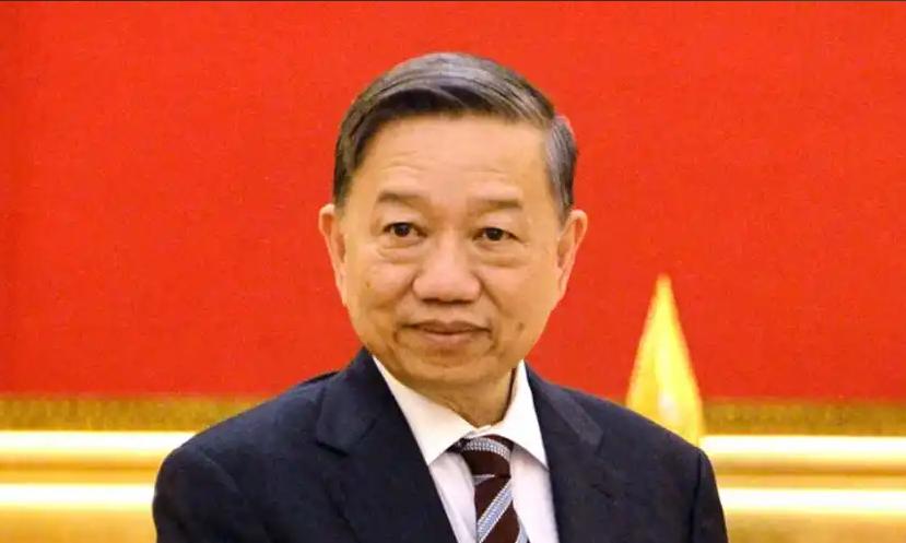 越南这次真的被逼急了！总理直接下死命令，国内近700家国企，8月31号之前必须敲