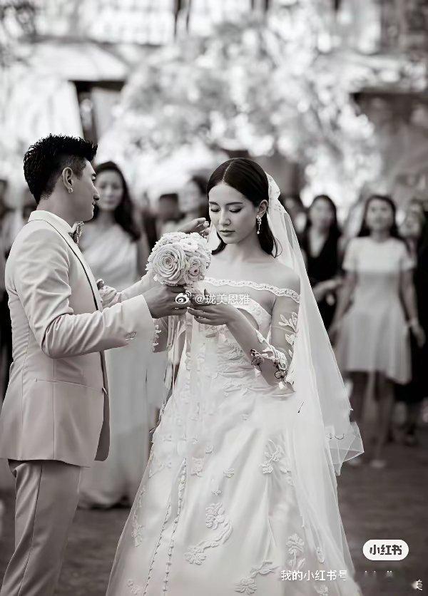 刘诗诗吴奇隆的婚礼现在来看，审美还是在线的