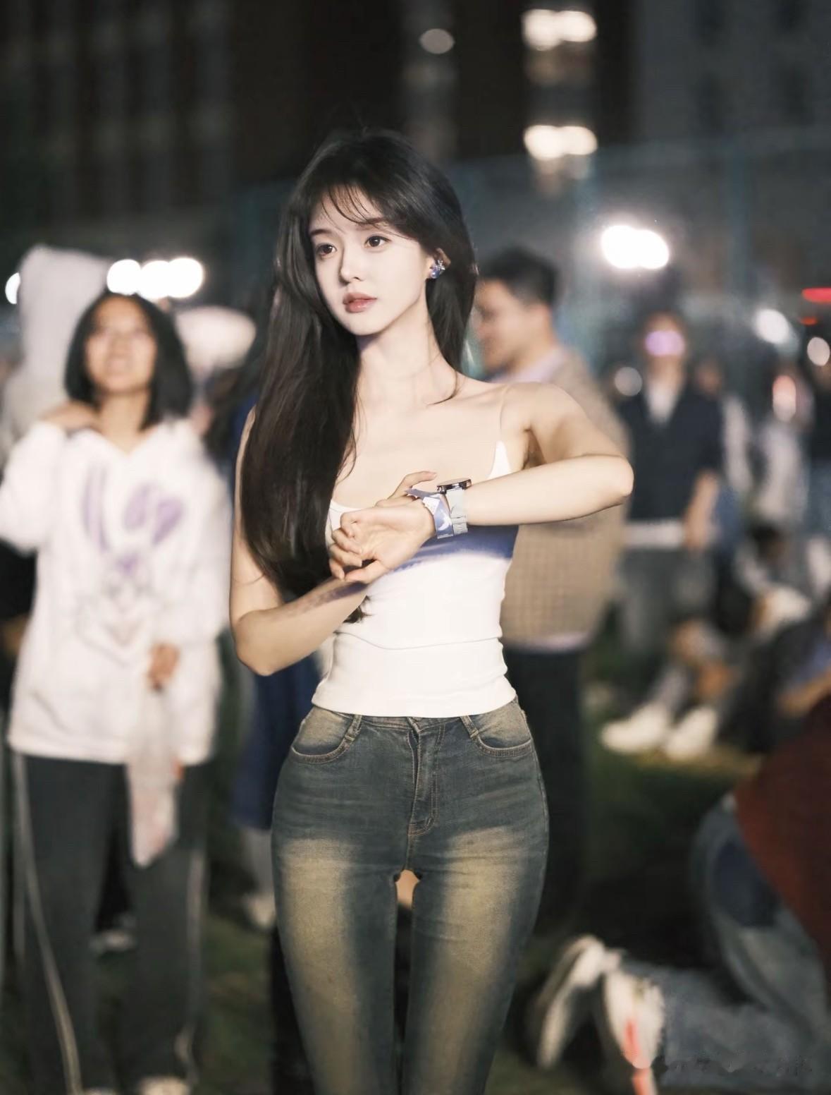 你见过校园少女可爱瞬间吗