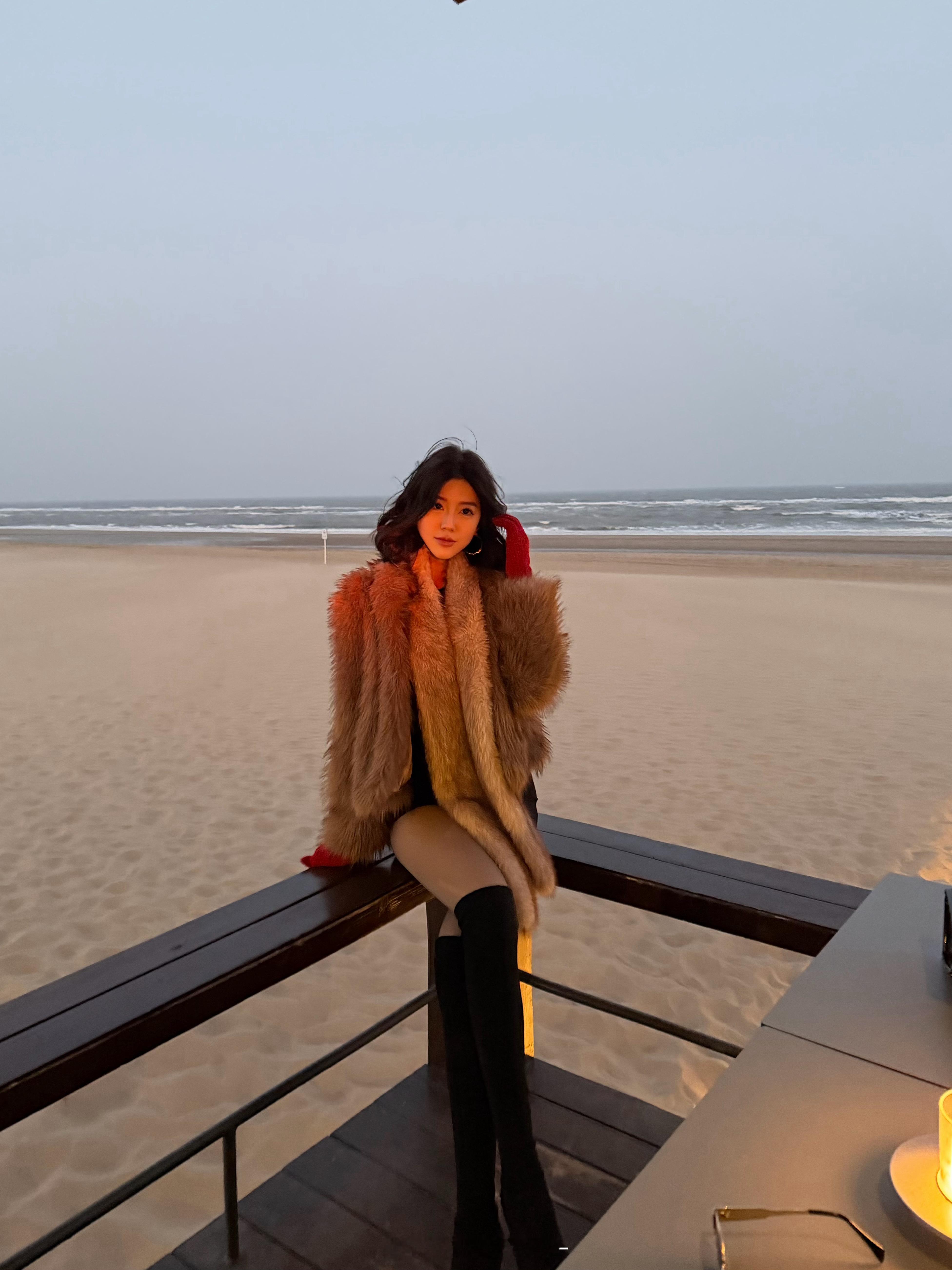 能抗住7级大风出片的女人不是孬种！秦皇岛