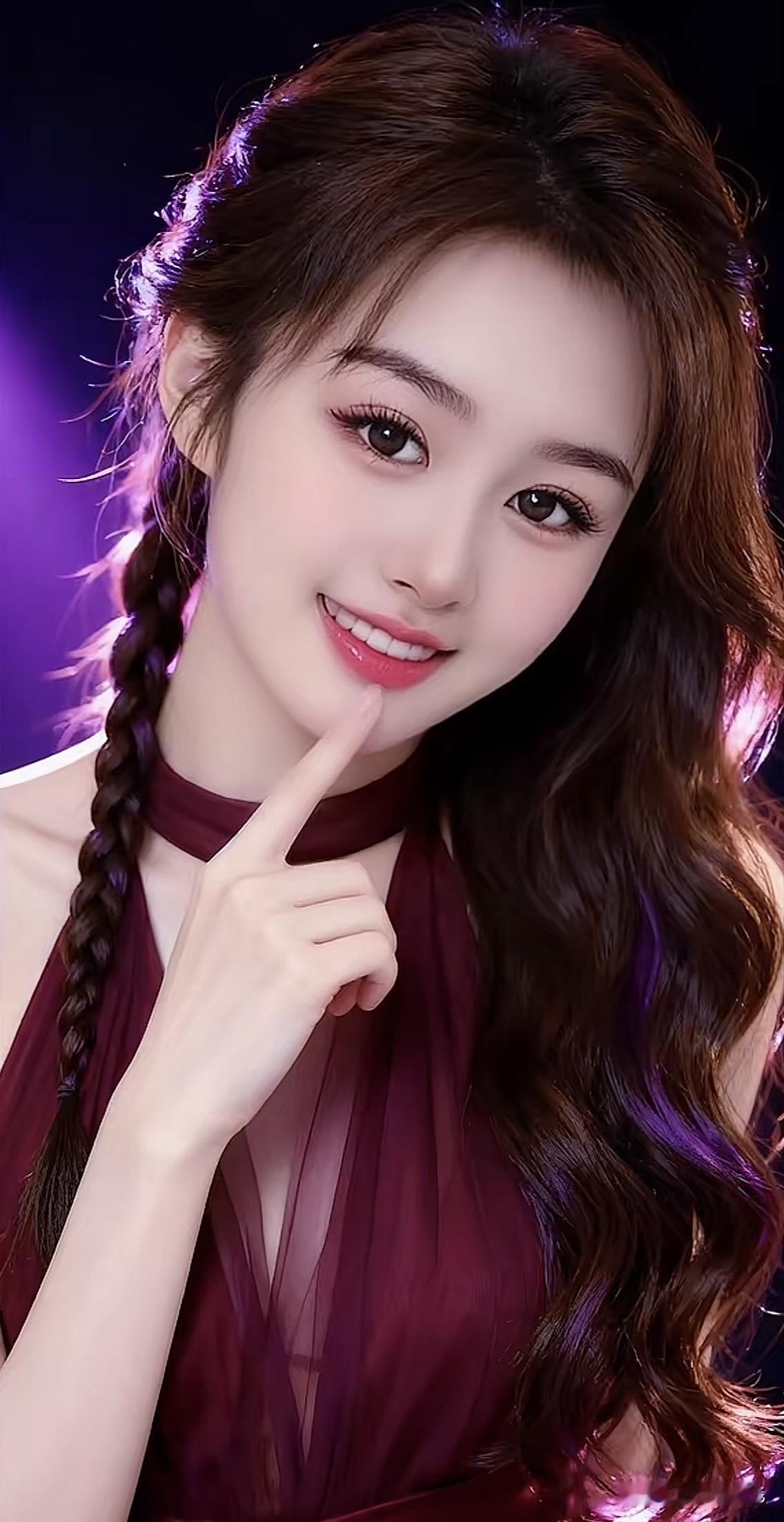 温柔甜美的少女，紫色灯光下的梦幻自拍💖甜美女自拍粉紫色系美女粉色系自拍粉